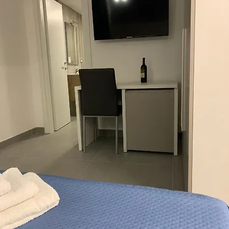 Alojamento de Acomodação e Pequeno-almoço 3 Chiaia Nápoles