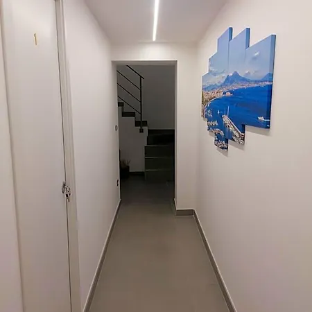 3 Chiaia Bed and breakfast 4*
